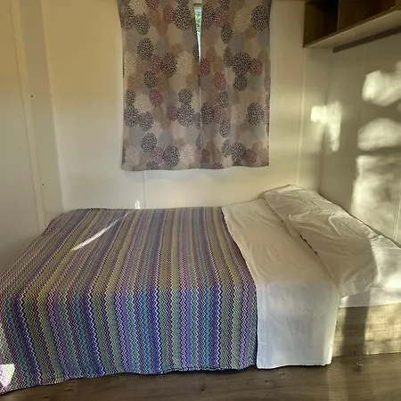 Edy פארק נופש 2*