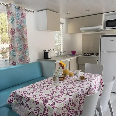 Edy פארק נופש 2*